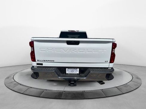 Used 2024 Chevrolet Silverado 2500 LT image 3