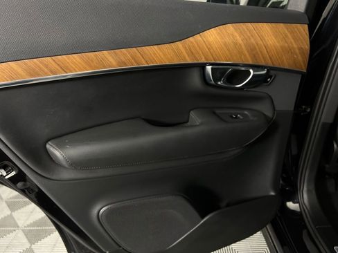 Used 2025 Volvo XC90 B6 Plus image 27