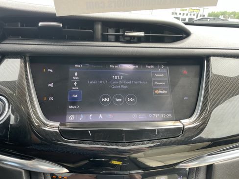Used 2020 Cadillac XT6 Sport AWD/4WD image 20