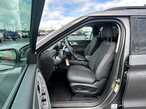 New 2026 Ford Explorer Active AWD/4WD image 13