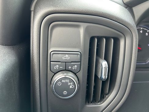 Used 2022 Chevrolet Silverado 1500 Custom w/ Rally Edition RWD image 21
