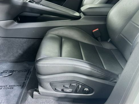 Certified 2024 Porsche Macan 4 Electric image 22