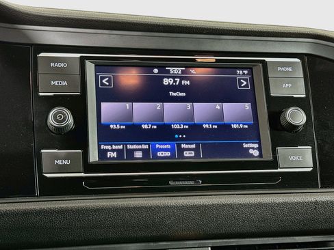 Used 2023 Volkswagen Jetta Sport FWD image 21