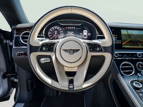 Used 2020 Bentley Continental GT AWD/4WD image 30