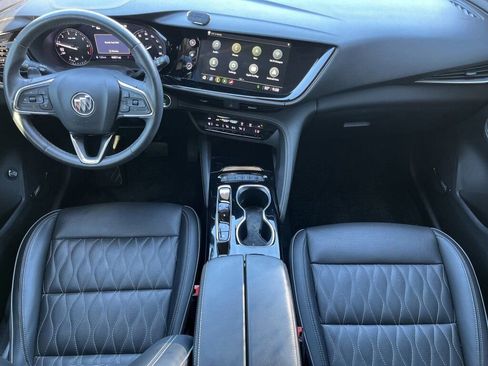 Used 2022 Buick Envision Avenir w/ Technology Package II image 2