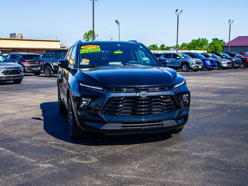 Used 2024 Chevrolet Blazer RS w/ LPO, Floor Liner Package FWD image 10