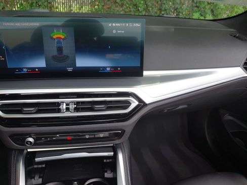 Used 2024 BMW 440i xDrive Convertible AWD/4WD image 3