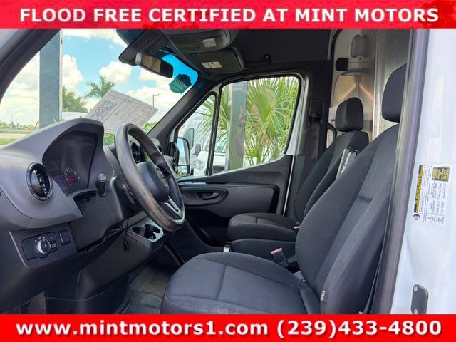 Used 2021 Mercedes-Benz Sprinter 2500 w/ Driver Convenience Package image 18