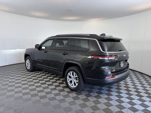 Used 2023 Jeep Grand Cherokee L Limited w/ Luxury Tech Group II AWD/4WD image 9