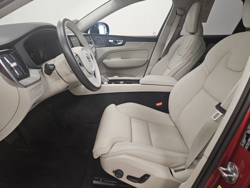 Used 2024 Volvo XC60 T8 Ultimate w/ Climate Package image 8