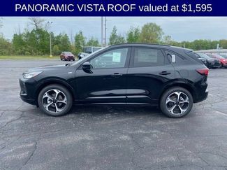 New 2024 Ford Escape ST-Line Select w/ Tech Pack #2 AWD/4WD video 2