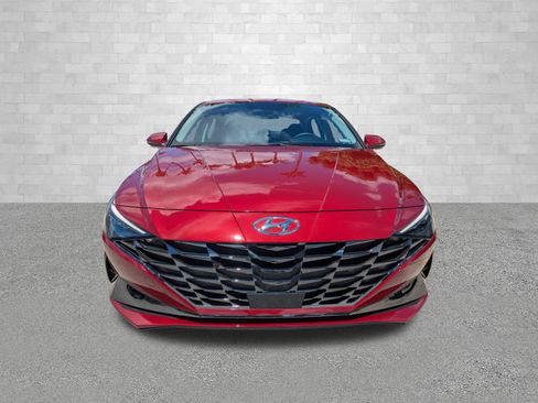 Certified 2023 Hyundai Elantra Limited w/ Cargo Package FWD image 6