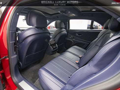 Used 2024 Bentley Flying Spur V8 AWD/4WD image 31
