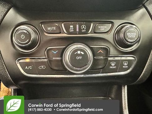 Used 2019 Jeep Cherokee Latitude Plus image 22