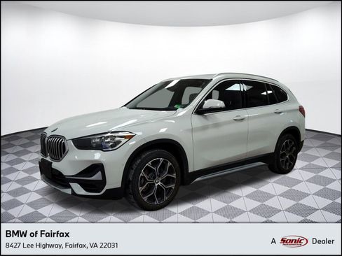 Certified 2022 BMW X1 xDrive28i w/ Convenience Package image 1