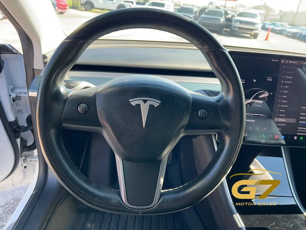 Used 2019 Tesla Model 3 Mid Range RWD image 18