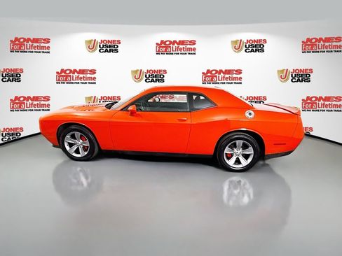 Used 2019 Dodge Challenger SXT w/ Driver Convenience Group image 13