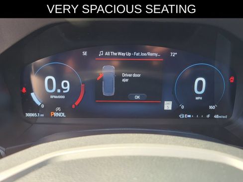 Used 2025 Ford Explorer Active AWD/4WD image 24