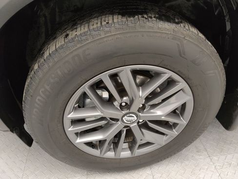 Used 2021 Nissan Rogue S image 31