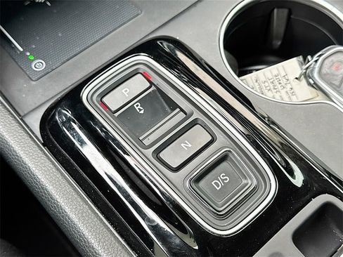 Used 2024 Honda Pilot Elite image 17