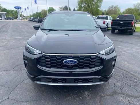 Used 2024 Ford Escape ST-Line Select w/ Tech Pack #2 AWD/4WD image 11