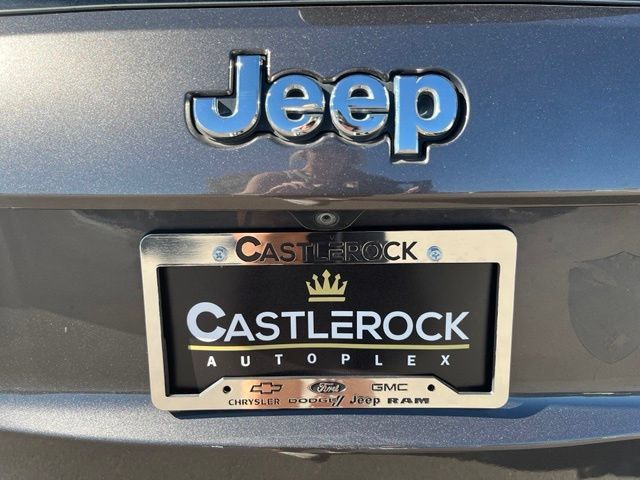 Certified 2019 Jeep Grand Cherokee Limited w/ Luxury Group II AWD/4WD image 24