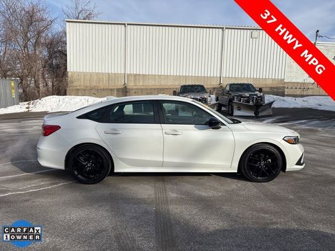 Used 2023 Honda Civic Sport image 7