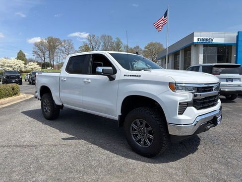 New 2026 Chevrolet Silverado 1500 LT w/ LPO, Dark Essentials Package image 9