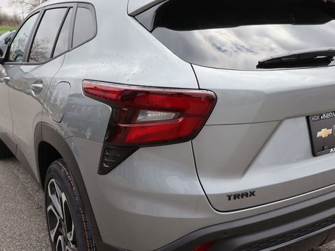 New 2026 Chevrolet Trax RS w/ Driver Confidence Package FWD image 27