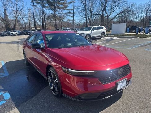 Used 2024 Honda Accord Sport image 10