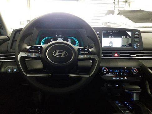 New 2026 Hyundai Elantra Blue image 4