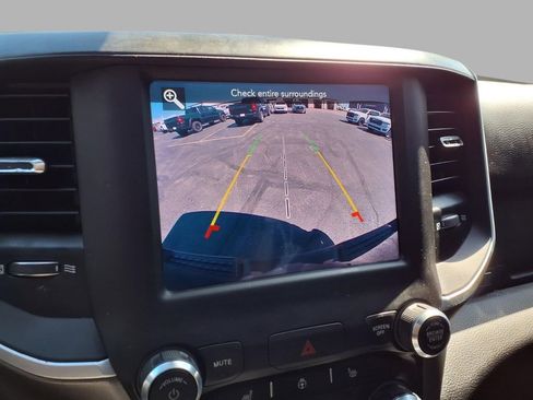 Used 2021 RAM 1500 Big Horn AWD/4WD image 6
