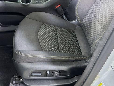 Used 2020 GMC Terrain SLE w/ Driver Convenience Package image 20