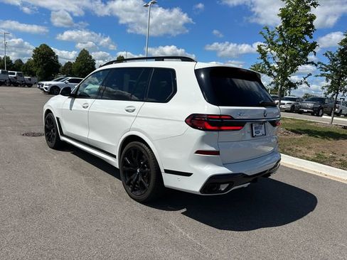 Used 2023 BMW X7 xDrive40i w/ M Sport Package image 39