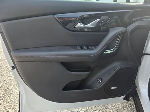 Used 2023 Chevrolet Blazer RS w/ Driver Confidence II Package FWD image 9