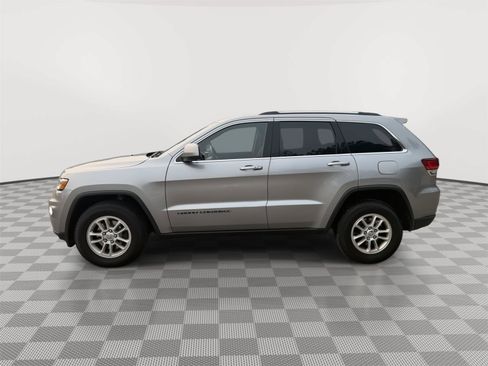 Used 2020 Jeep Grand Cherokee Laredo w/ Security & Convenience Group AWD/4WD image 6