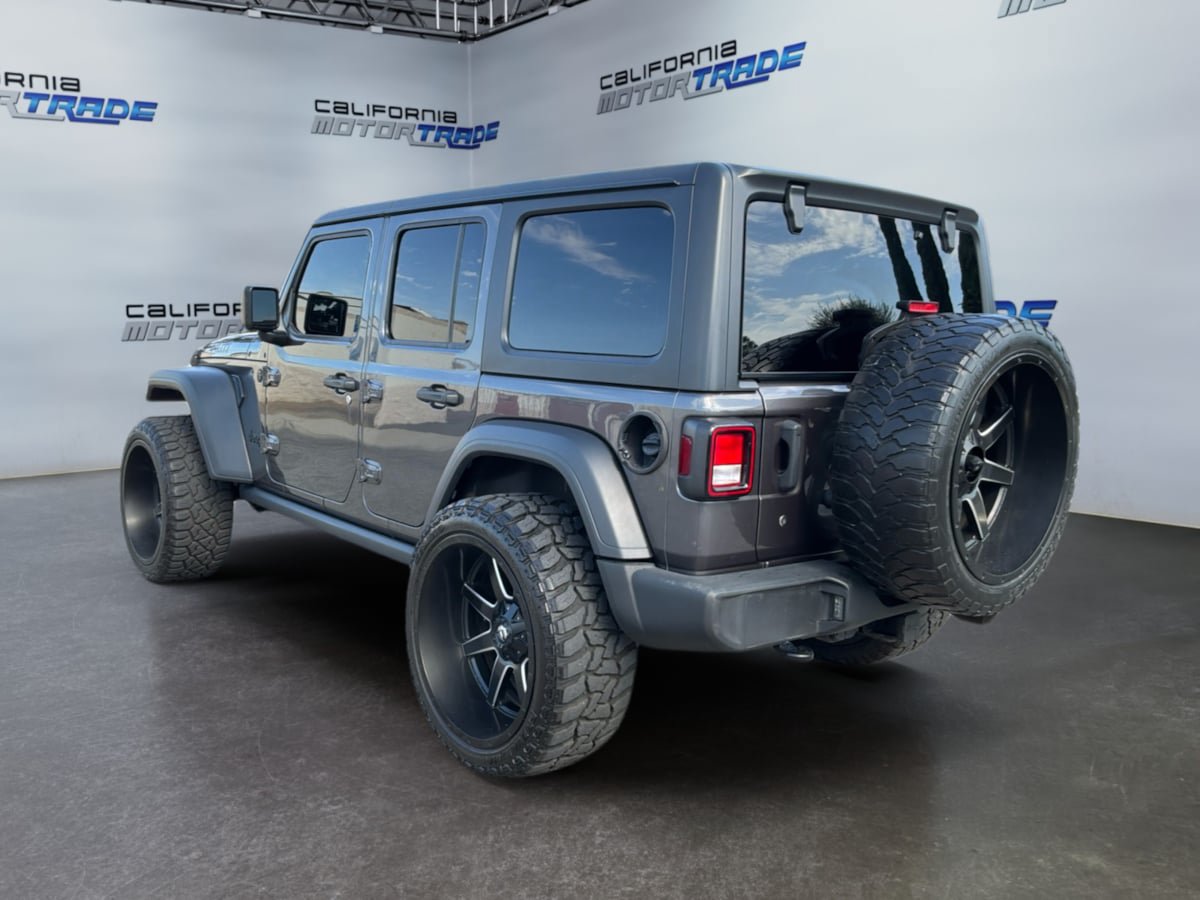 Used 2021 Jeep Wrangler Unlimited Sport AWD/4WD image 7
