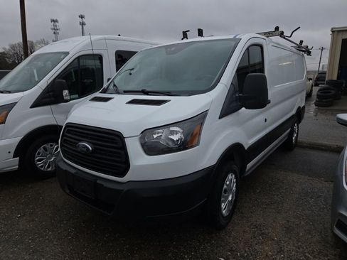 Used 2019 Ford Transit 250 130 Low Roof image 1