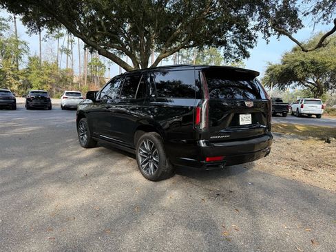 Used 2023 Cadillac Escalade Sport w/ Touring Package image 7