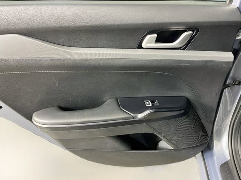 Used 2021 Kia K5 LX FWD image 28