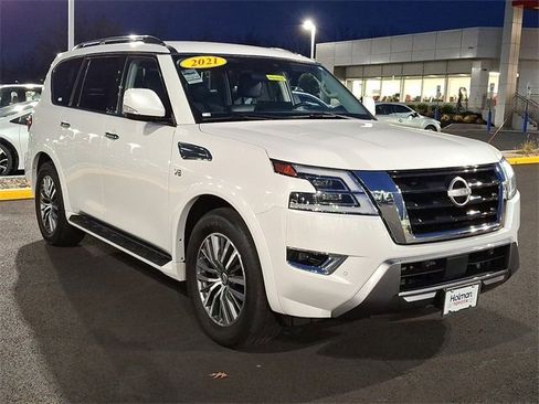 Used 2021 Nissan Armada SV w/ SV Appearance Package image 2