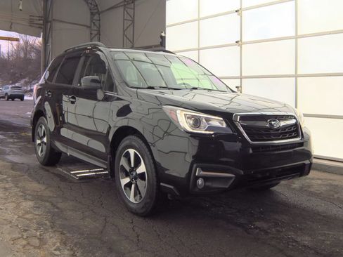 Used 2018 Subaru Forester 2.5i Limited image 4