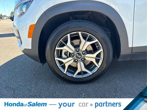 Used 2021 Kia Seltos EX AWD/4WD image 8