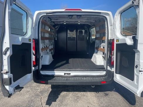 Used 2023 Ford Transit 250 Low Roof AWD w/ Exterior Upgrade Package image 17