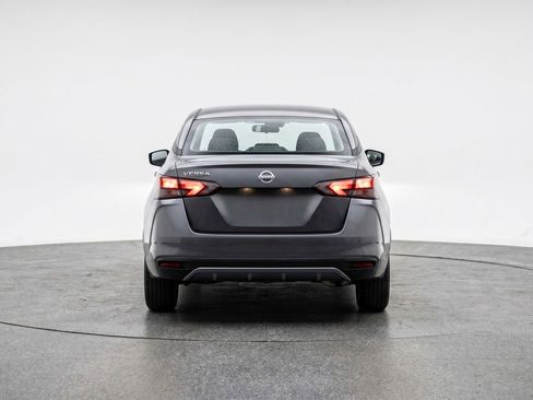 Used 2025 Nissan Versa SV image 7