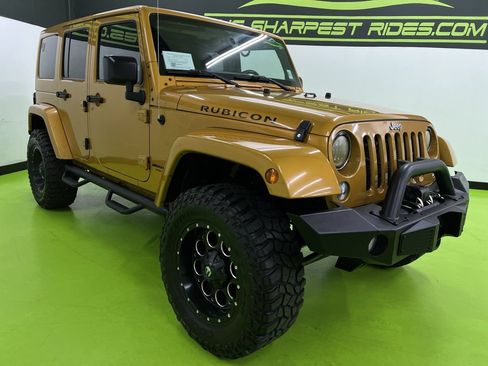 Used 2014 Jeep Wrangler Unlimited Rubicon w/ Max Tow Package AWD/4WD image 2