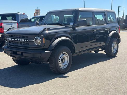 New 2025 Ford Bronco 4-Door AWD/4WD image 3
