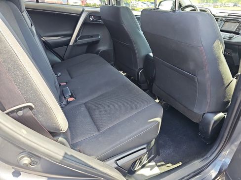 Used 2018 Toyota RAV4 XLE image 11