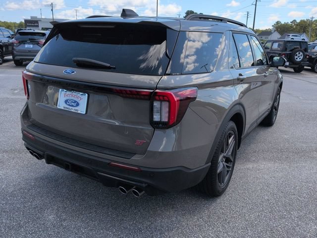 Used 2026 Ford Explorer ST RWD image 4