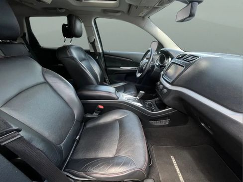 Used 2014 Dodge Journey R/T w/ Flexible Seating Group FWD image 15